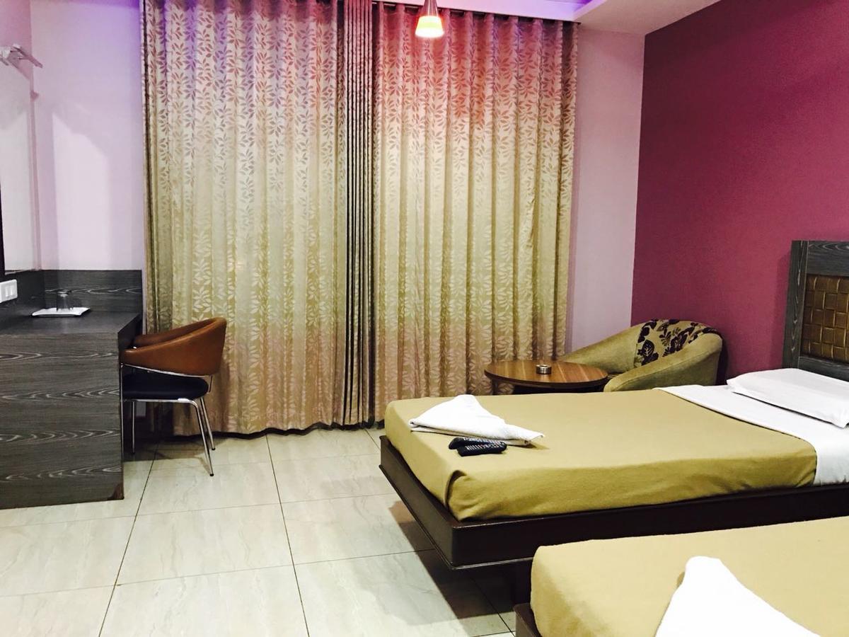 Iroomz Vaishali Residency Bellary Ngoại thất bức ảnh
